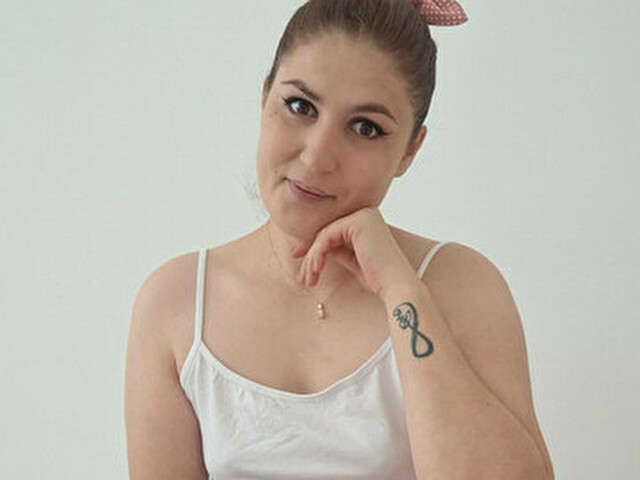 NIKOLLE32 free sexy photo