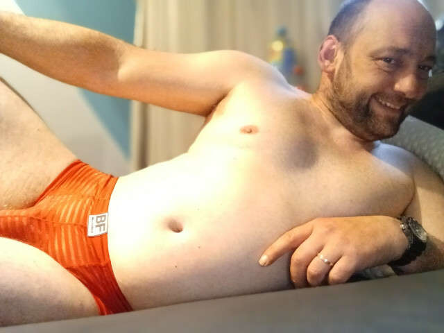 ADAM5 free hard sexy photo