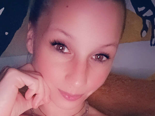 LITTLE01 free sexy photo