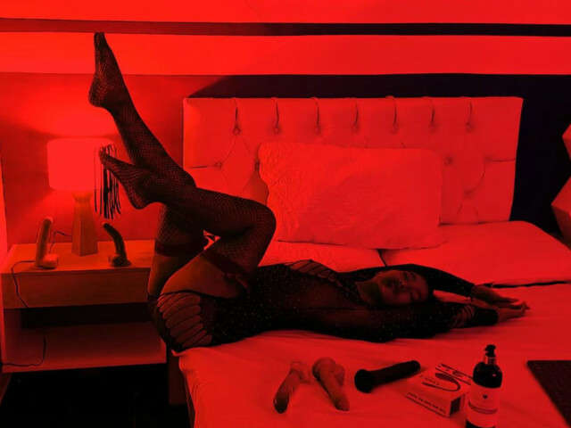 ZOEBAD free hard sexy photo