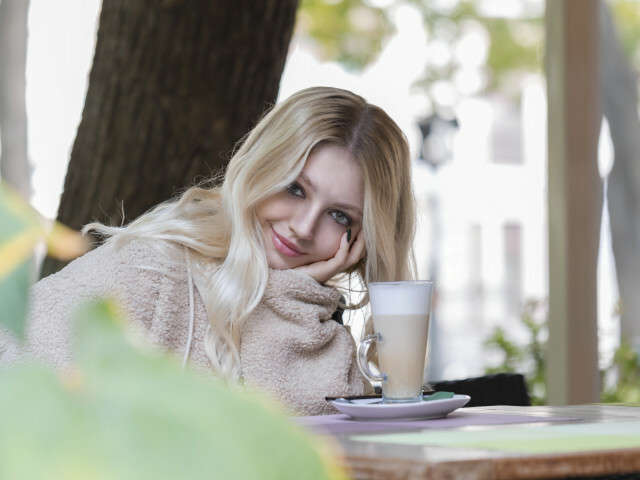 VELVIE free sexy photo