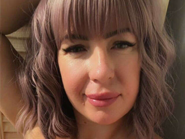 LAURACLARK free sexy photo