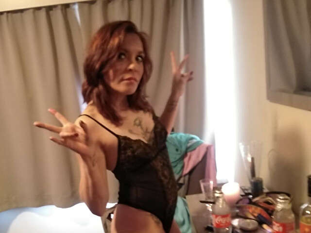 INAYA free sexy photo