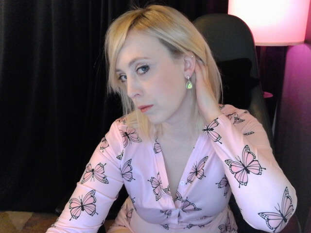 VLINDERJULIA free sexy photo