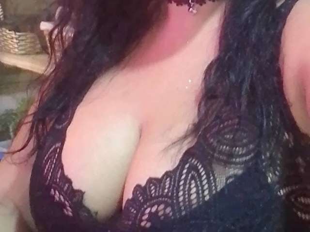EBANO free sexy photo
