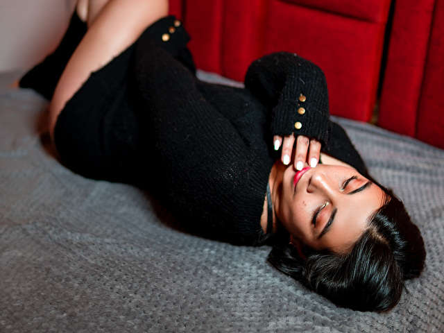 KARLAH free sexy photo