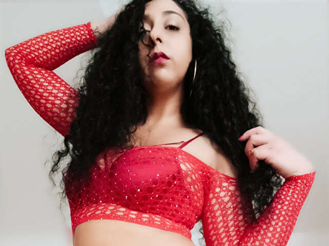 KELLYLOVEOF free sexy photo