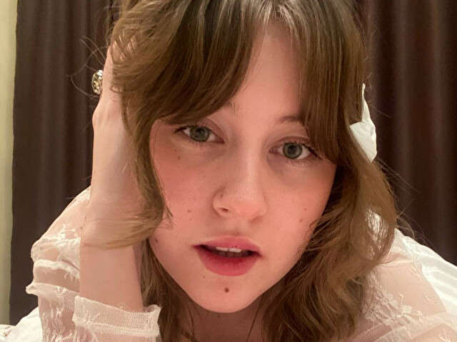 YUMMYPOLLY free sexy photo
