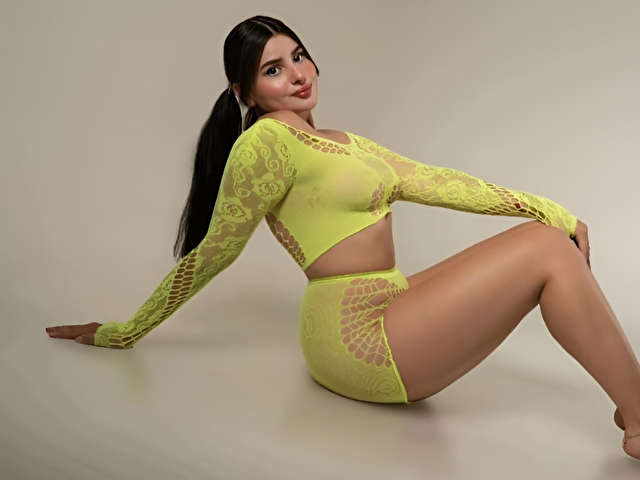 CHANELLBELL free sexy photo
