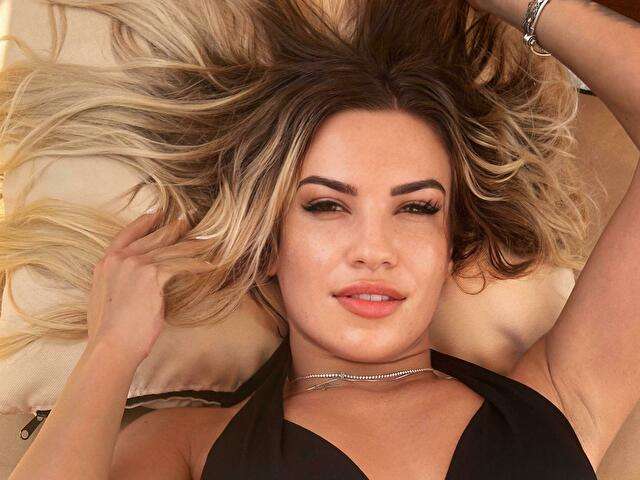 ZOEYMARIE free sexy photo