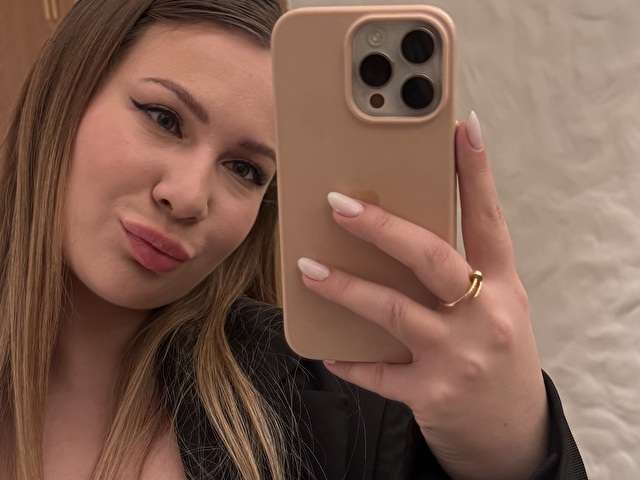 MARIAPREGGO free sexy photo