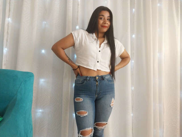ISACONEY free sexy photo