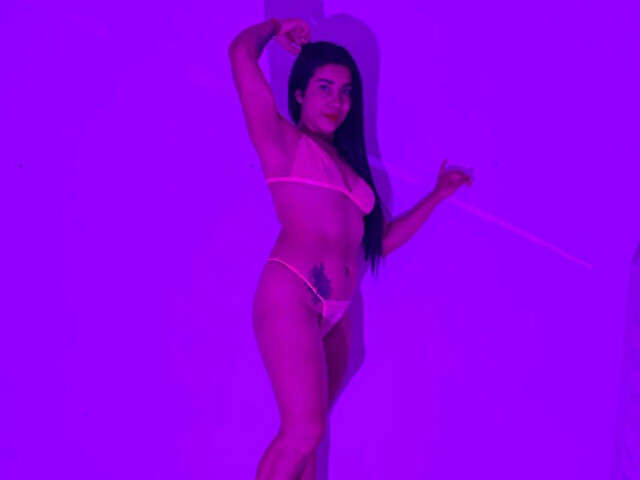 ISACONEY free sexy photo