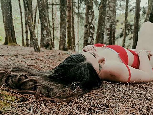 ADHARAROSE free sexy photo