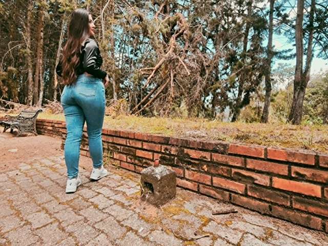ADHARAROSE free sexy photo