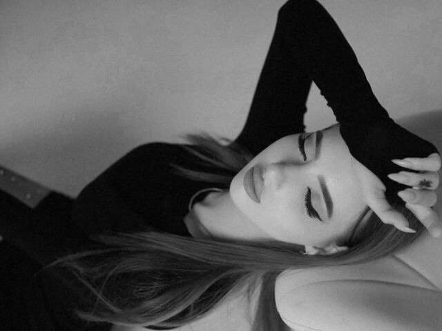 SILKWHISPER free sexy photo