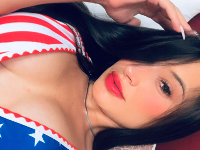 LAURENJHONSO free sexy photo