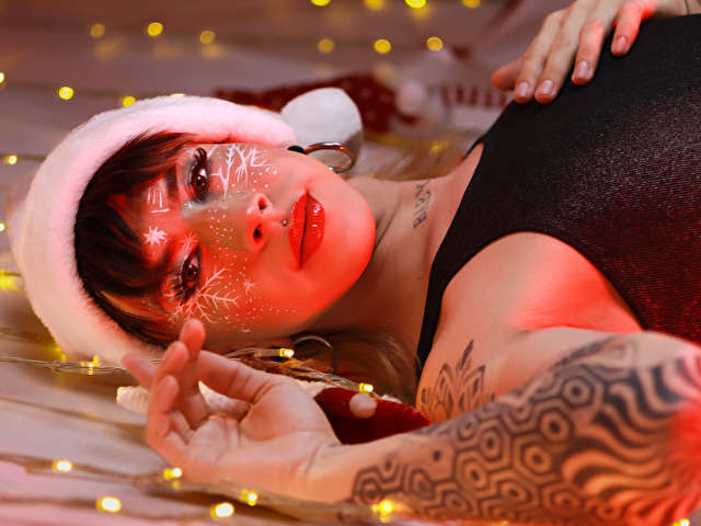 MAYATAYLOR free sexy photo