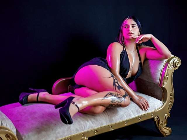 SOOFIIA free sexy photo