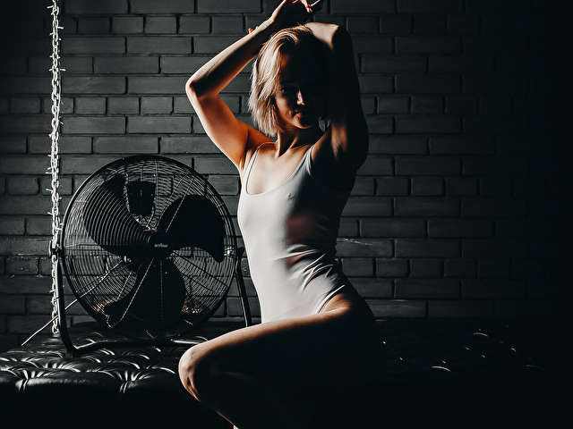 LEYAROSALIE free sexy photo