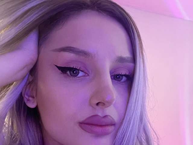 ALESSYAA free sexy photo