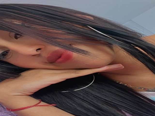 ANNYTAFUR free sexy photo