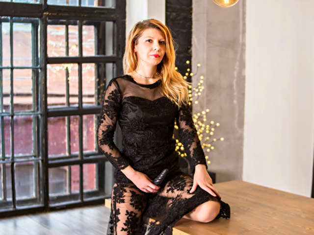 MARIANANAL free sexy photo