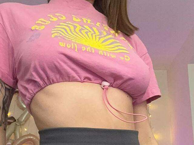 HOTCARAMELLS free sexy photo