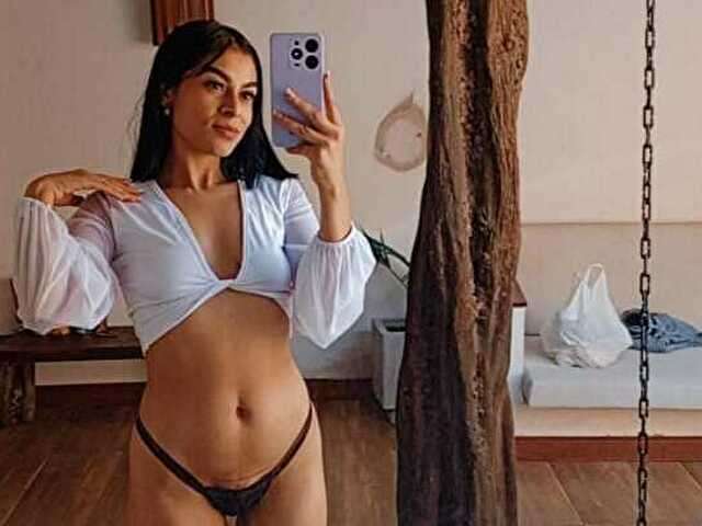 YASSIR free sexy photo
