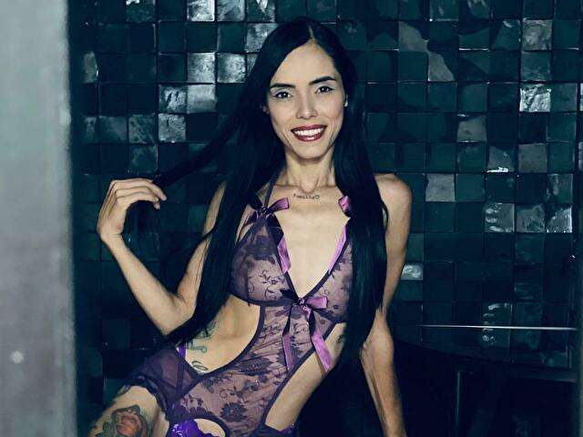 ORNELACOOPER free sexy photo