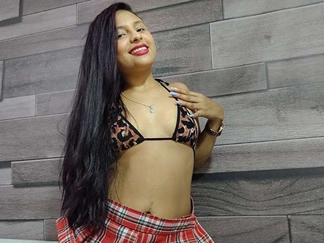 AHOTBIGASS4U free sexy photo