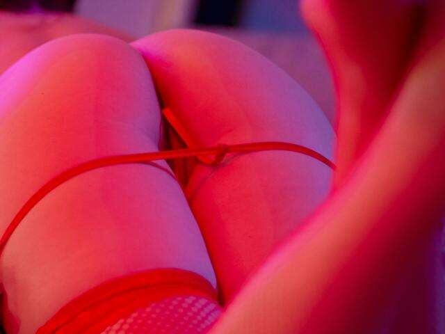 SOFFIE free hard sexy photo