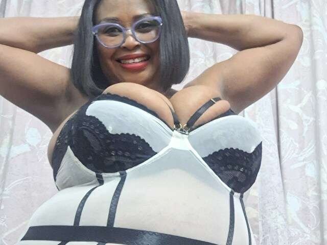 GABBY50GGGS free sexy photo
