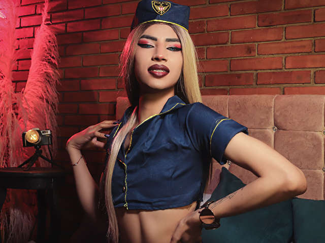 TANIAKLAUS free sexy photo