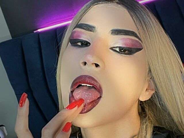 TANIAKLAUS free sexy photo