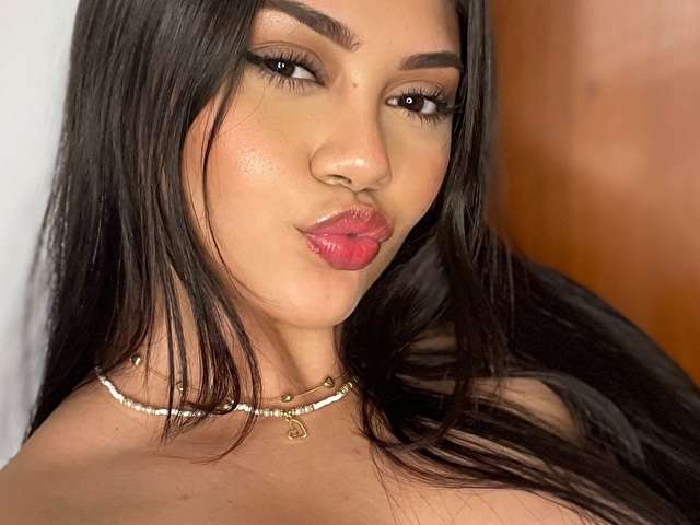 ANNIECOTSS free sexy photo