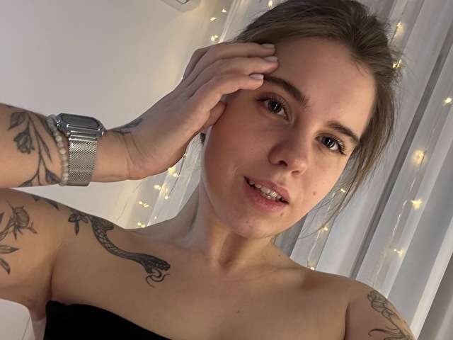 PEARLGLOW free sexy photo