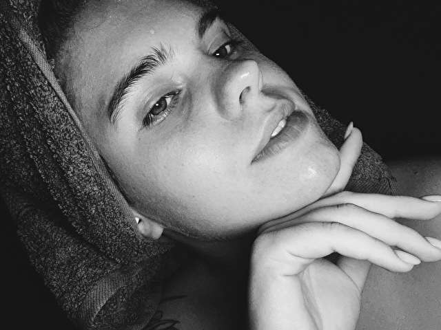 PEARLGLOW free sexy photo