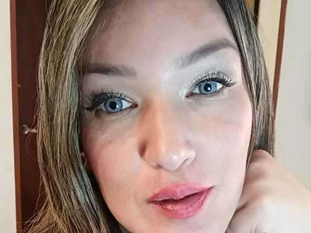LUNAPEITON free sexy photo