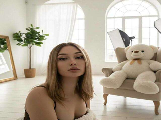 JIIGGLY free sexy photo