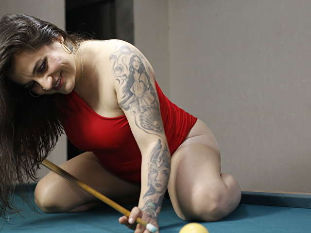 EMASTUART free sexy photo