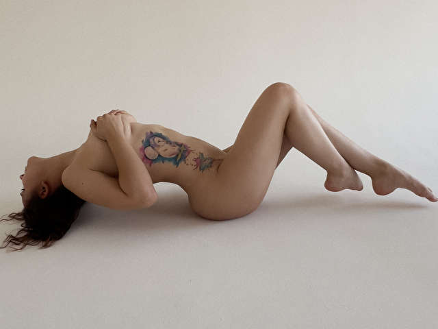 MAYMARSY free hard sexy photo