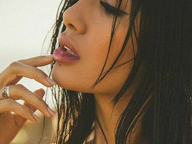 ELISAKOERICH free sexy photo