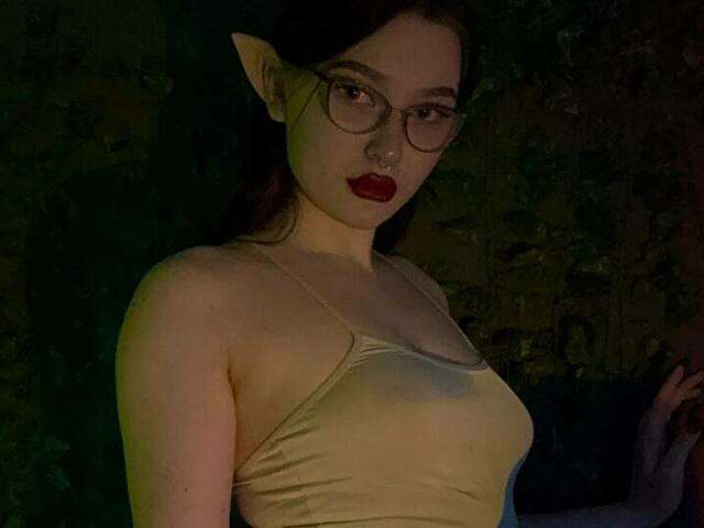 MILLIE free sexy photo