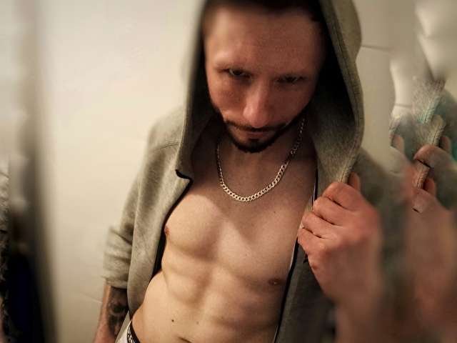 LUXUSOWYM free sexy photo