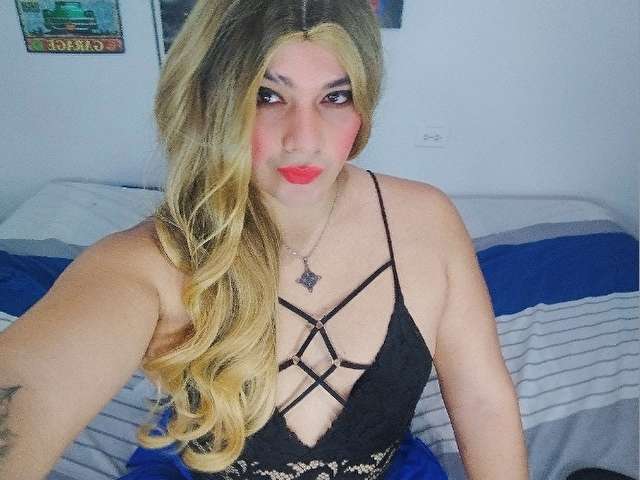 BIGCUMSOFIA free sexy photo
