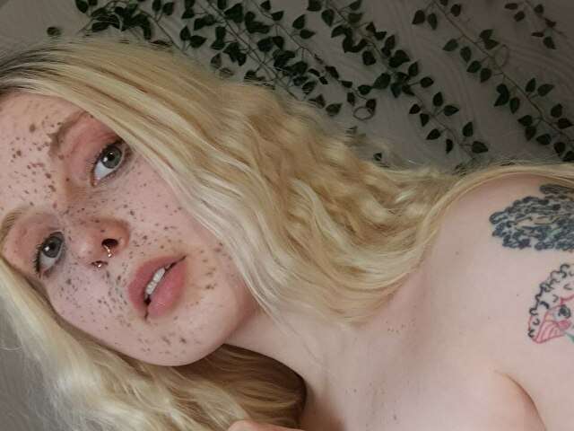 MOONLOVE free sexy photo