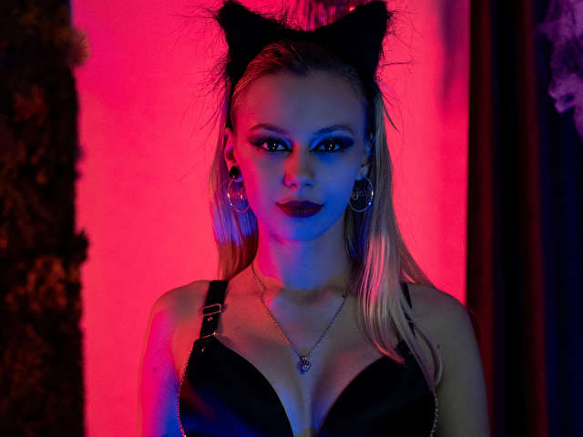 ALESSIACROFT free sexy photo
