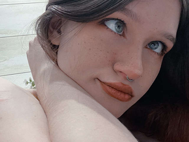 JUICYMOON free sexy photo
