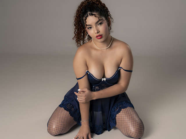 JULIANCHURCH free sexy photo